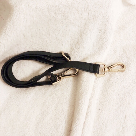 Genuine Quilted Leather Handbag - Picture 7 of 7